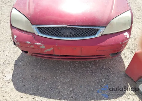 2005 Ford Focus Zx4 из США, поврежденный, VIN 1FAFP34N35W262327